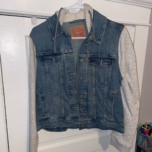 Levi’s Hybrid Jacket